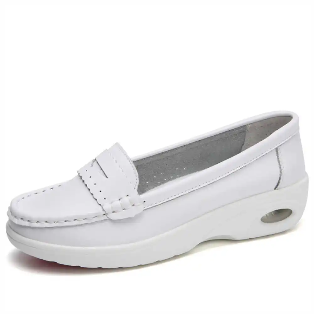 Thick Sole Slipon White Traine - مراجعة Outdoor Camping Light Ideas وسعره
